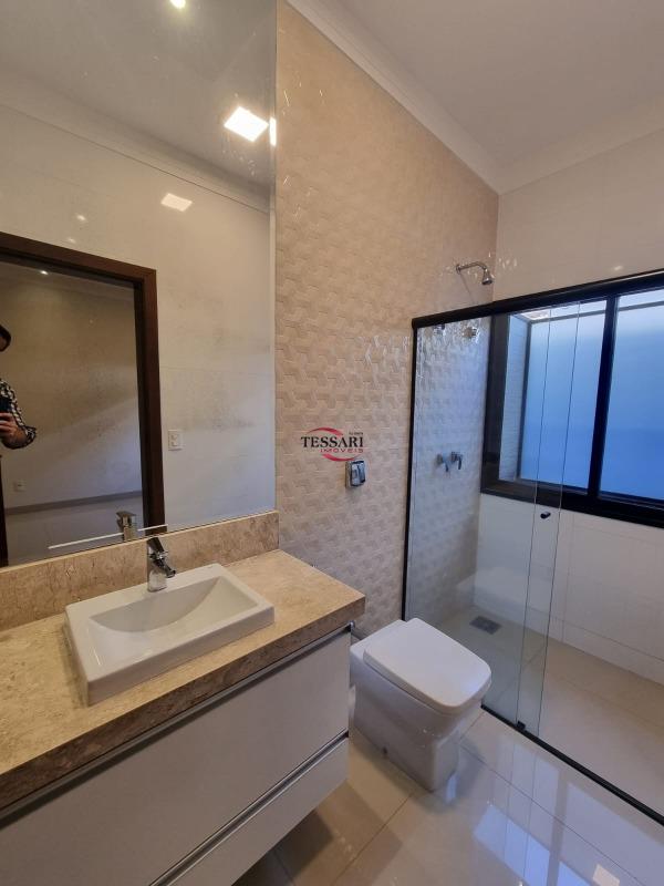 Casa de Condomínio com 4 quartos à venda, 290m² — foto 16 de 20