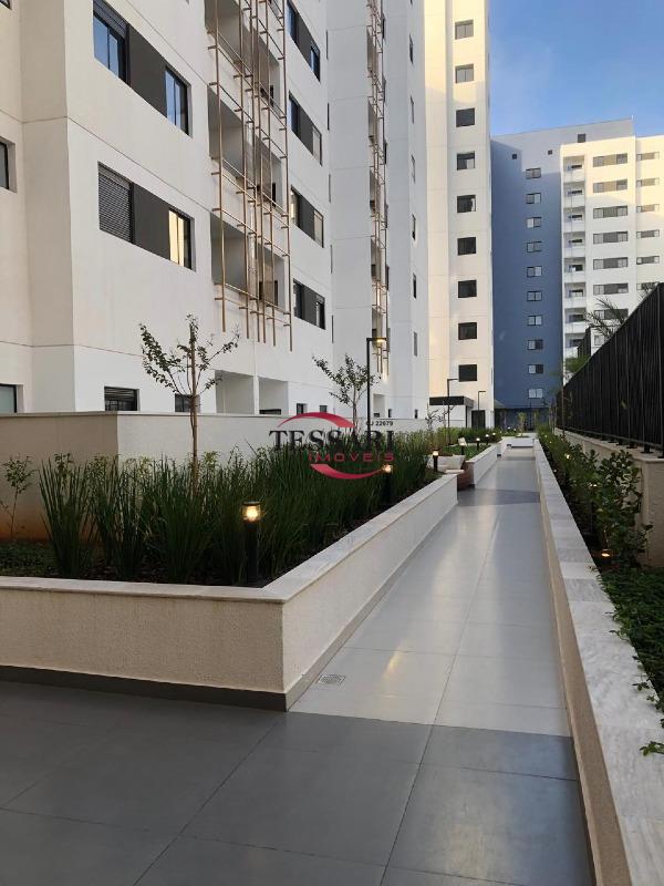 Apartamento com 2 quartos à venda, 57m² — foto 2 de 23