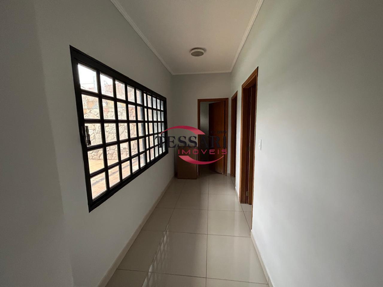 Casa com 3 quartos à venda, 290m² — foto 14 de 27