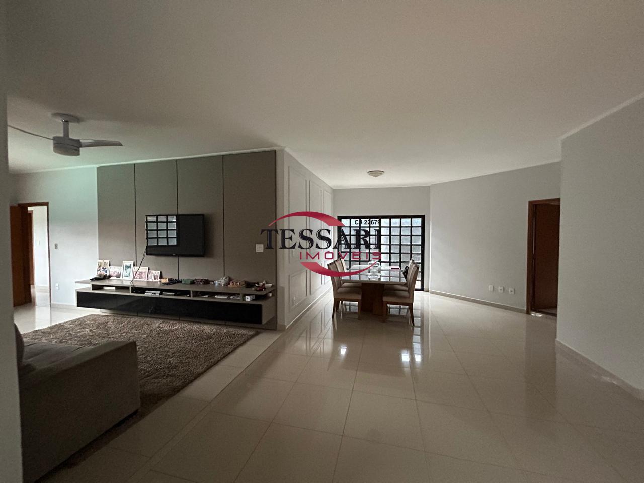 Casa com 3 quartos à venda, 290m² — foto 5 de 27