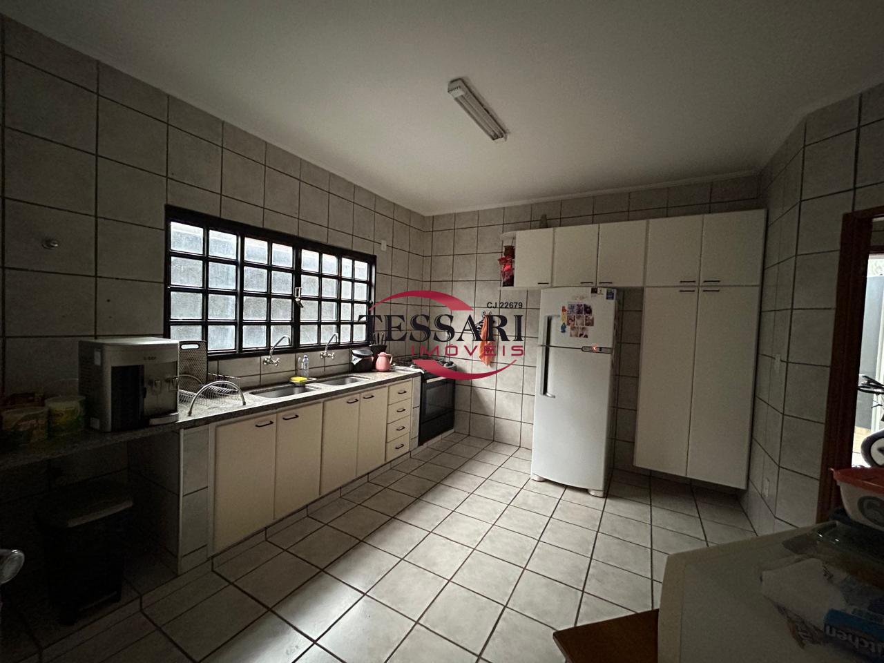 Casa com 3 quartos à venda, 290m² — foto 12 de 27
