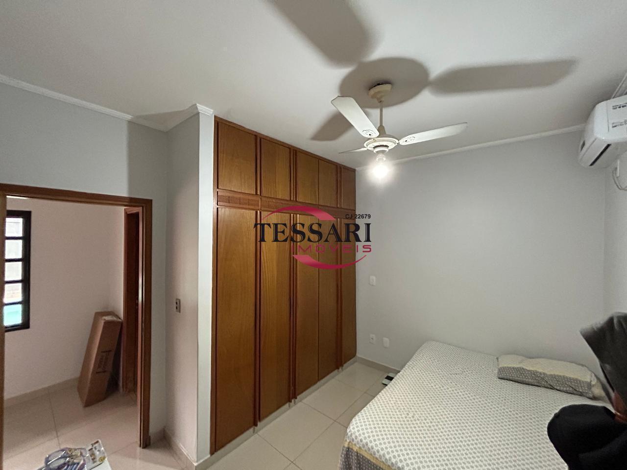 Casa com 3 quartos à venda, 290m² — foto 20 de 27