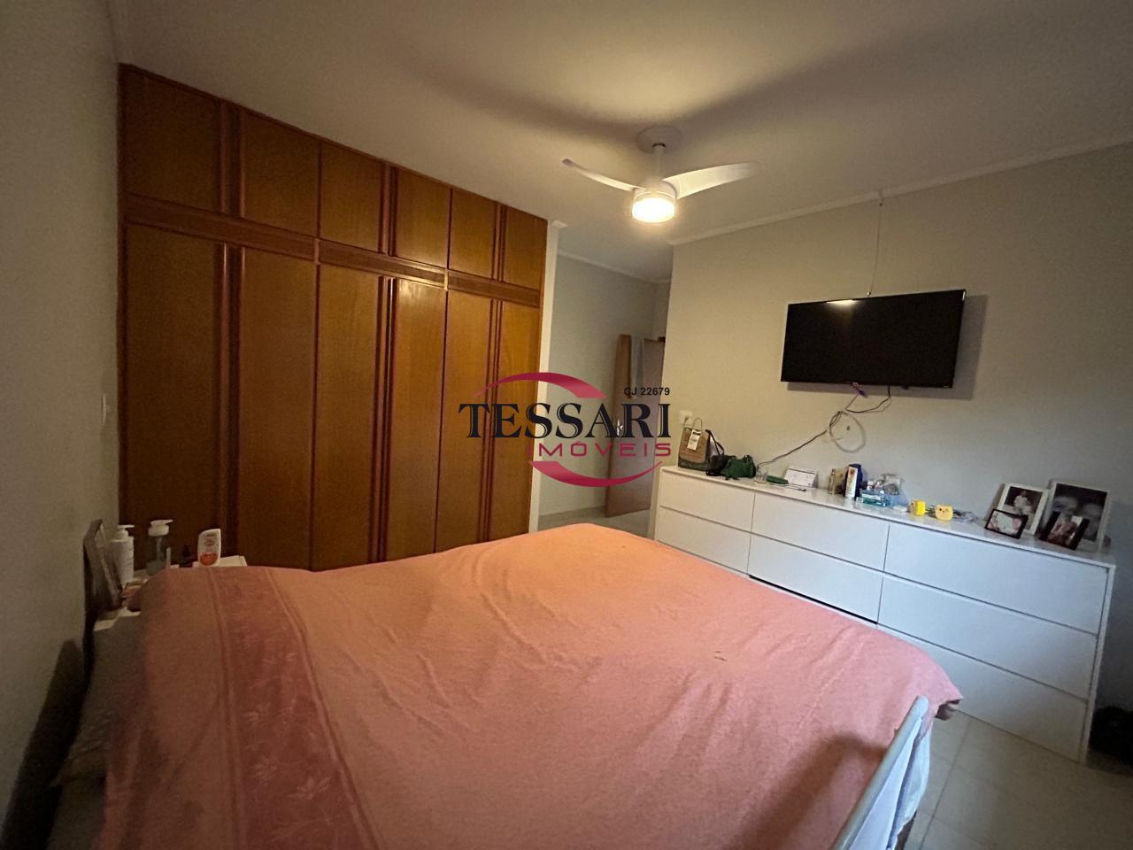 Casa com 3 quartos à venda, 290m² — foto 17 de 27