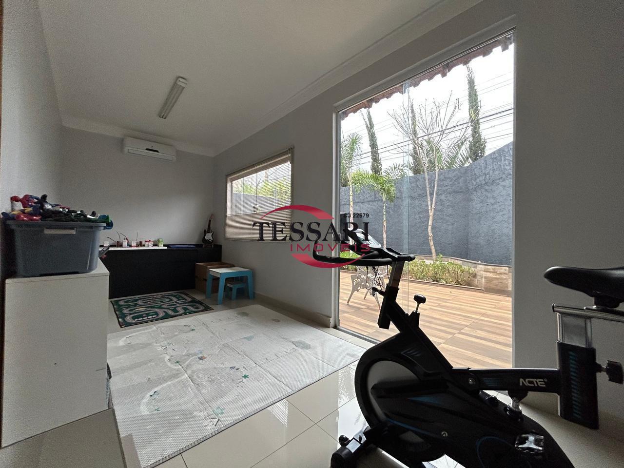 Casa com 3 quartos à venda, 290m² — foto 10 de 27