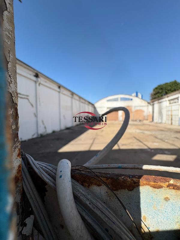 Loja / Salão / Ponto Comercial à venda, 900m² — foto 14 de 19