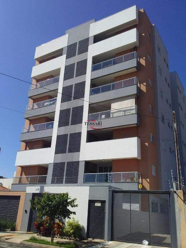 Apartamento com 3 quartos à venda, 91m² — foto 1 de 14