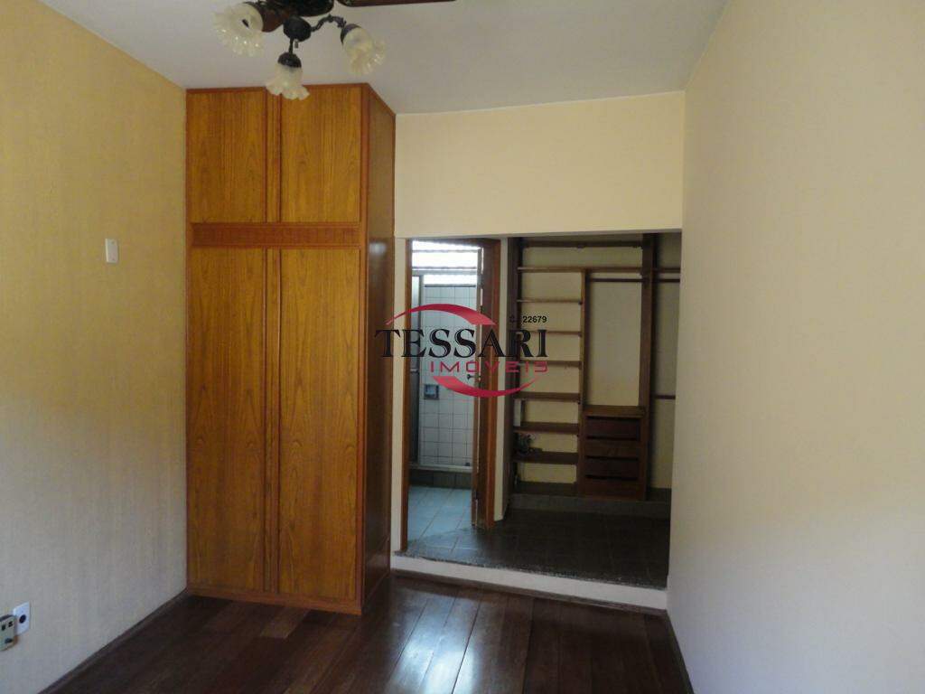 Casa com 3 quartos à venda, 230m² — foto 22 de 23