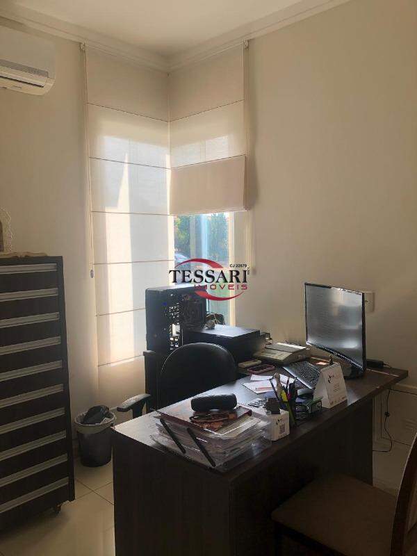 Casa de Condomínio com 3 quartos à venda, 257m² — foto 11 de 30