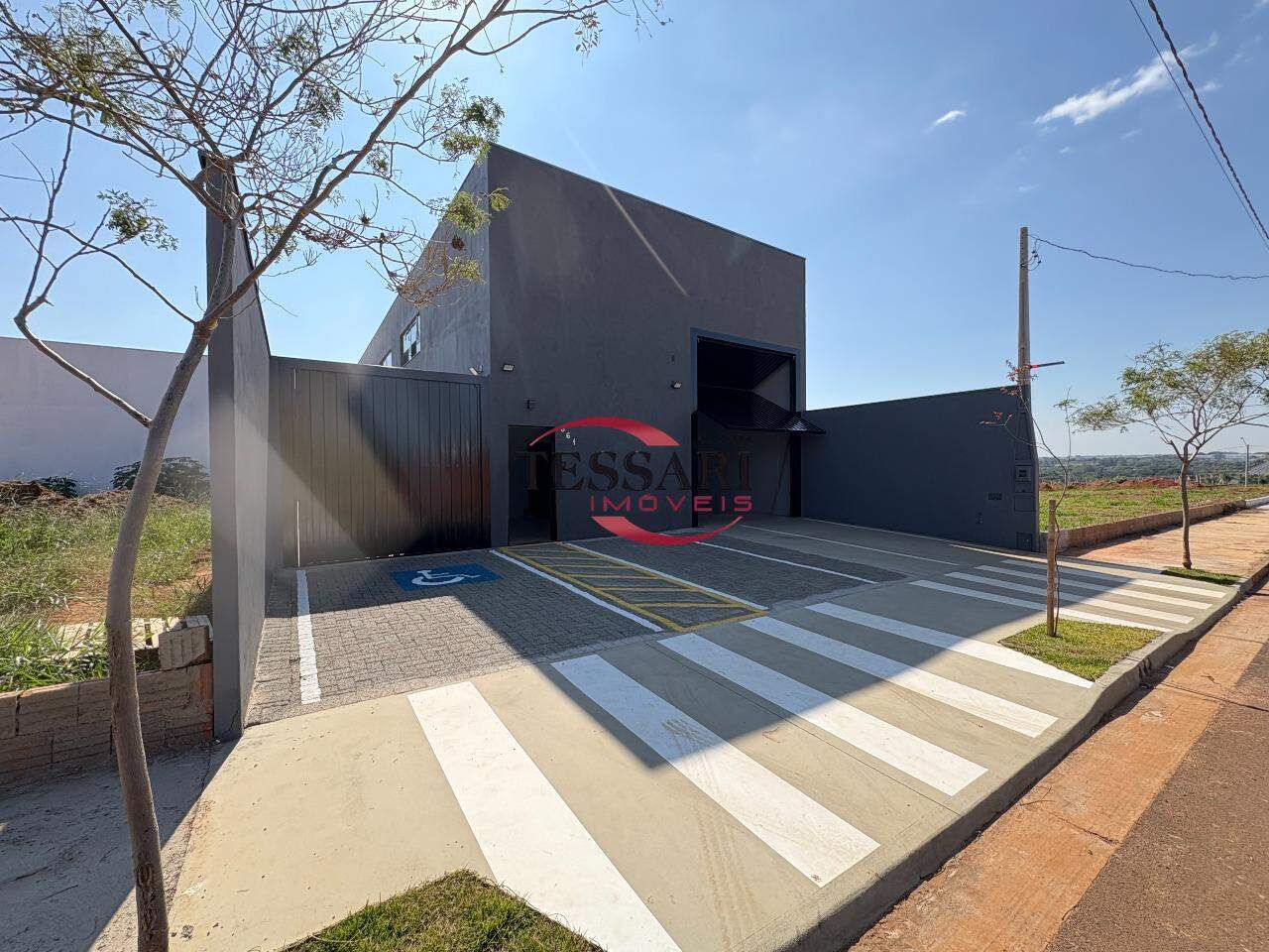 Loja / Salão / Ponto Comercial à venda, 216m² — foto 1 de 22