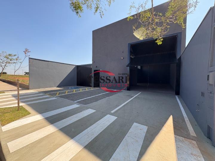 Loja / Salão / Ponto Comercial à venda, 216m² — foto 2 de 22