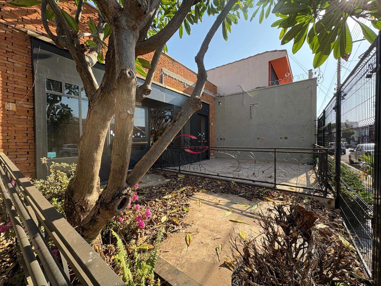 Imóvel Comercial para aluguel, 161m² — foto 2 de 30