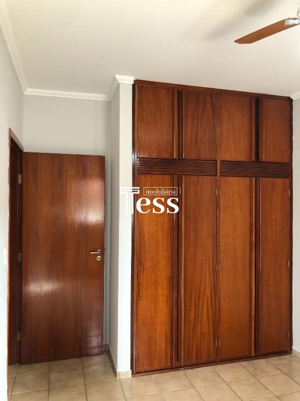 Apartamento com 3 quartos à venda, 125m² — foto 23 de 25