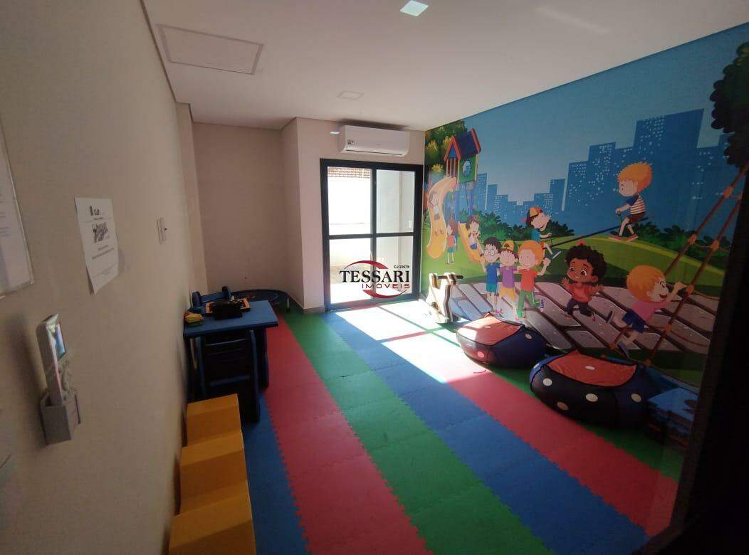 Apartamento com 3 quartos para aluguel, 90m² — foto 23 de 25