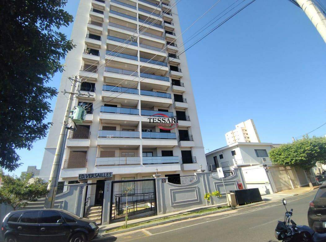 Apartamento com 3 quartos para aluguel, 90m² — foto 1 de 25
