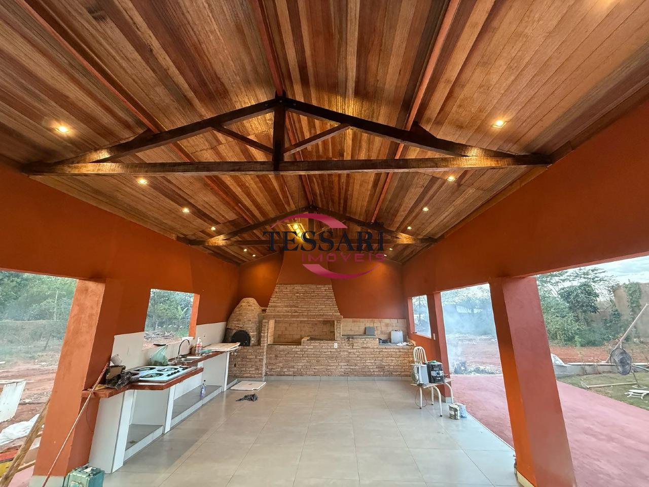 Fazenda / Sítio / Chácara com 3 quartos à venda, 180m² — foto 2 de 12