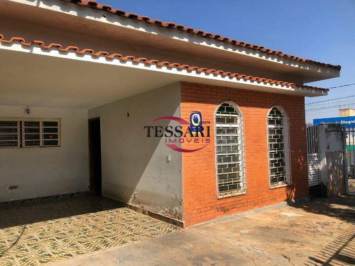 Casa com 4 quartos à venda, 202m² — foto 2 de 24