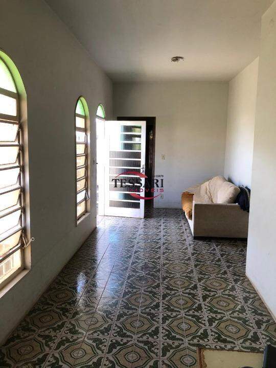 Casa com 4 quartos à venda, 202m² — foto 9 de 24
