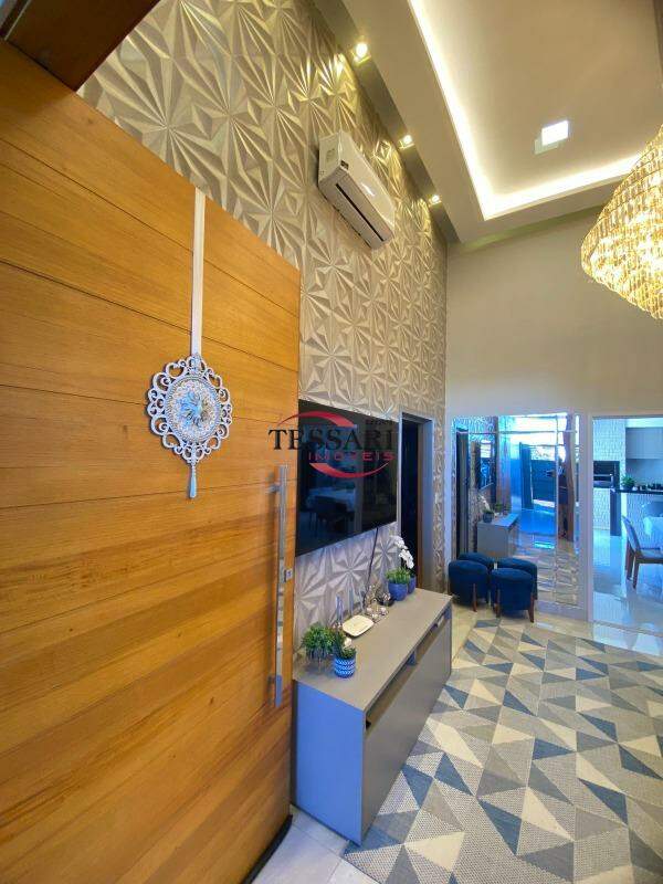 Casa com 3 quartos à venda, 186m² — foto 3 de 24