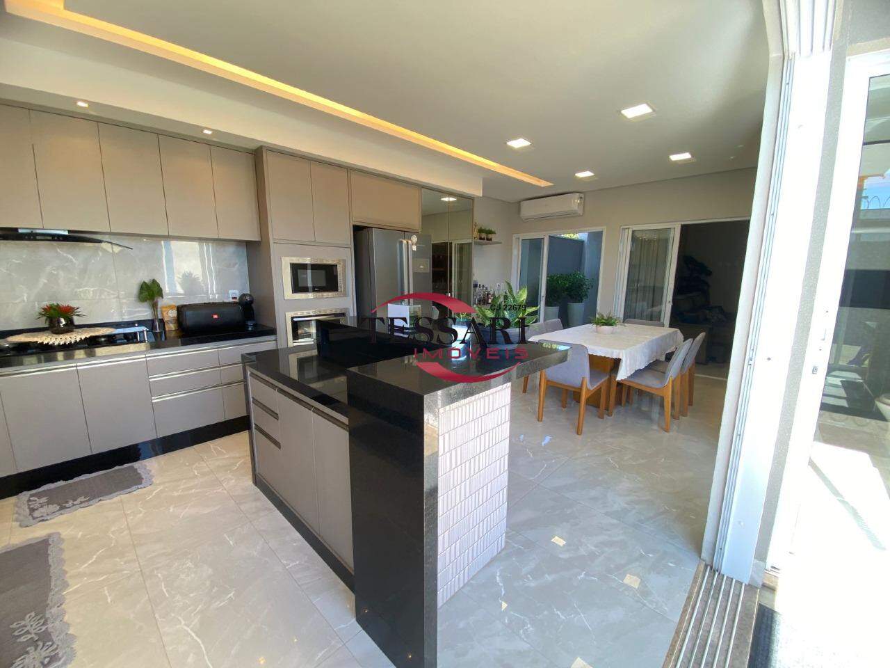 Casa com 3 quartos à venda, 186m² — foto 9 de 24