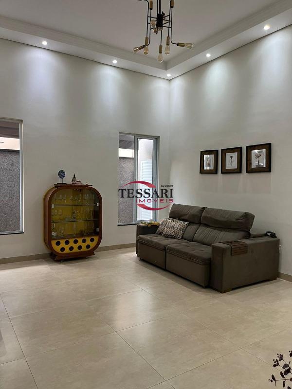 Casa de Condomínio com 3 quartos à venda, 200m² — foto 3 de 20