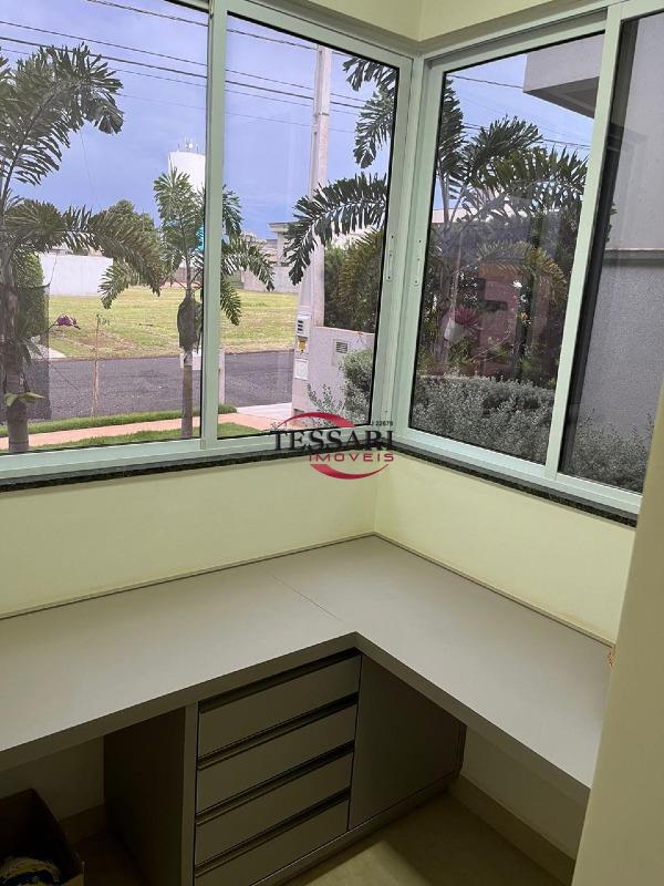 Casa de Condomínio com 3 quartos à venda, 200m² — foto 11 de 20