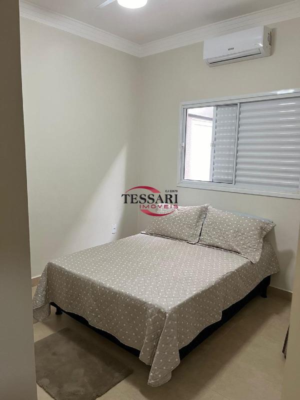 Casa de Condomínio com 3 quartos à venda, 200m² — foto 13 de 20