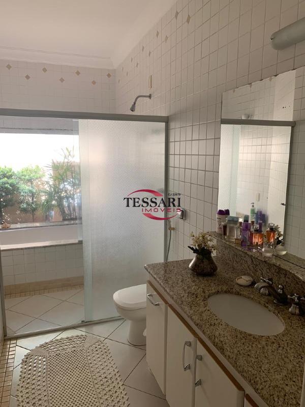 Casa com 3 quartos à venda, 375m² — foto 10 de 20