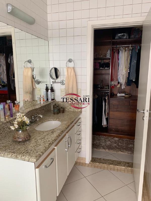 Casa com 3 quartos à venda, 375m² — foto 12 de 20
