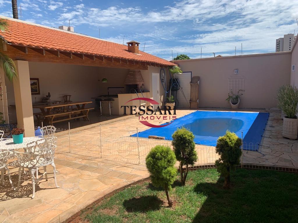 Casa com 3 quartos à venda, 375m² — foto 20 de 20