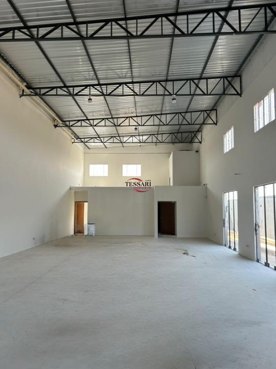 Loja / Salão / Ponto Comercial para aluguel, 238m² — foto 3 de 25