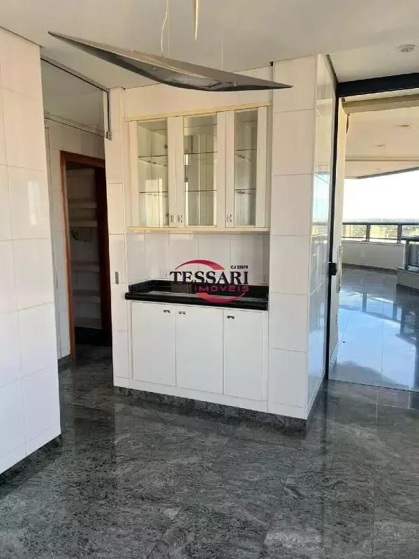 Apartamento com 5 quartos à venda, 350m² — foto 8 de 25