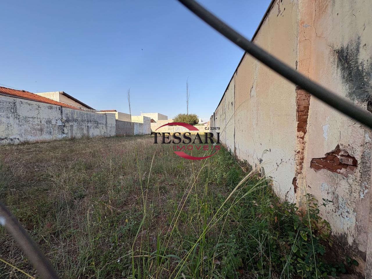 Terreno / Lote / Condomínio à venda, 695m² — foto 6 de 7