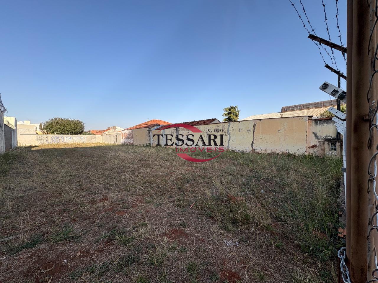 Terreno / Lote / Condomínio à venda, 695m² — foto 4 de 7