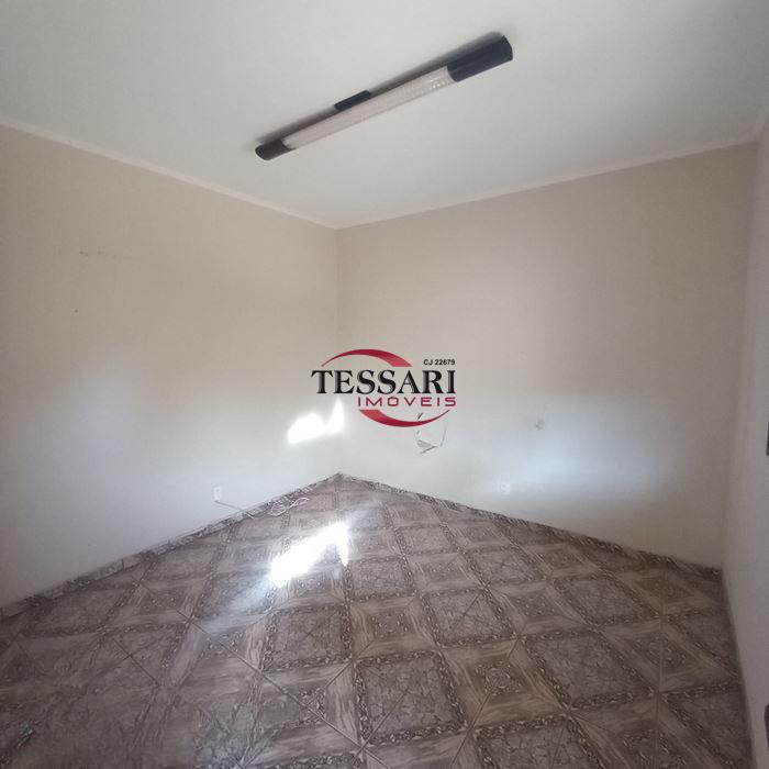 Casa com 4 quartos para aluguel, 280m² — foto 9 de 21