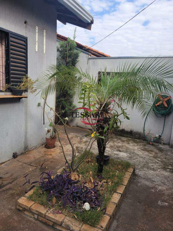 Casa com 3 quartos à venda, 100m² — foto 4 de 27