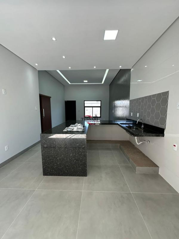 Casa com 3 quartos à venda, 109m² — foto 3 de 20