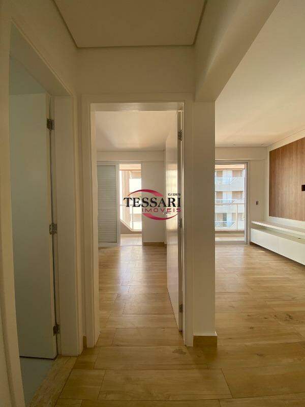 Apartamento com 2 quartos para aluguel, 82m² — foto 4 de 21
