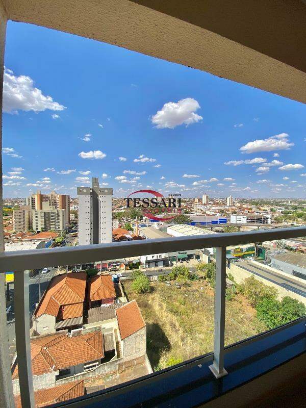 Apartamento com 3 quartos à venda, 82m² — foto 8 de 23
