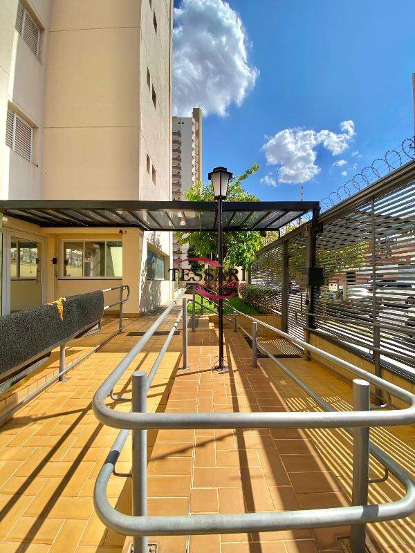 Apartamento com 3 quartos à venda, 82m² — foto 2 de 23
