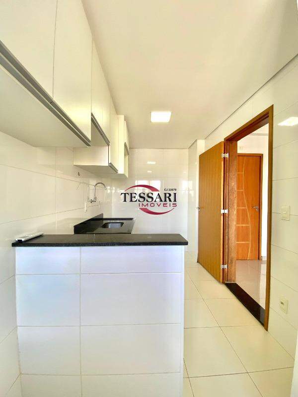 Apartamento com 3 quartos à venda, 82m² — foto 12 de 23