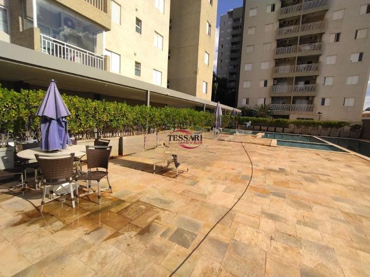 Apartamento com 3 quartos para aluguel, 75m² — foto 27 de 31