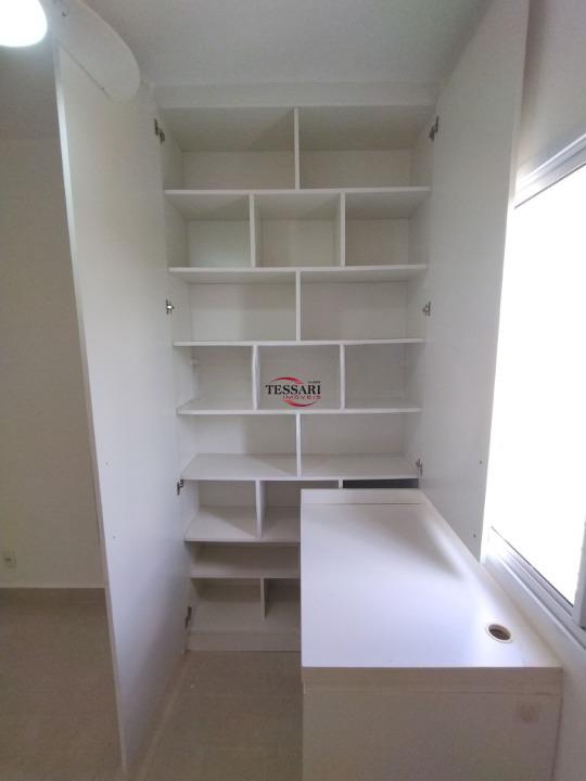 Apartamento com 3 quartos para aluguel, 75m² — foto 17 de 31