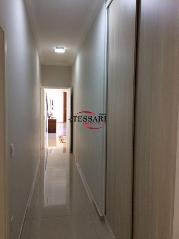 Casa de Condomínio com 3 quartos à venda, 250m² — foto 8 de 29