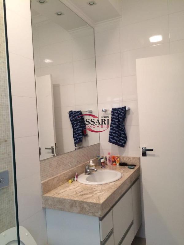 Casa de Condomínio com 3 quartos à venda, 250m² — foto 16 de 29