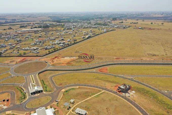 Casa de Condomínio com 3 quartos à venda, 215m² — foto 19 de 22
