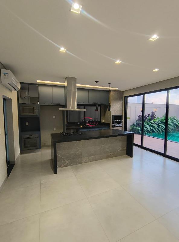 Casa de Condomínio com 3 quartos à venda, 215m² — foto 5 de 22