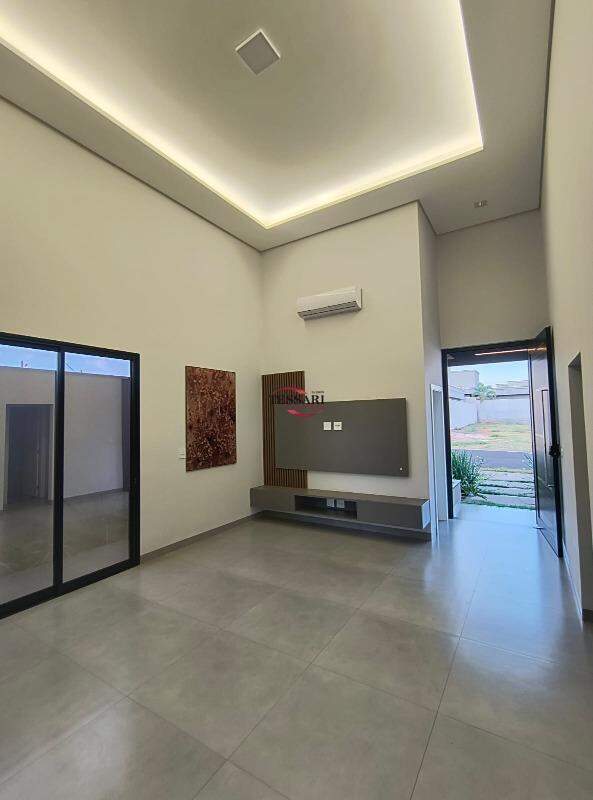 Casa de Condomínio com 3 quartos à venda, 215m² — foto 3 de 22
