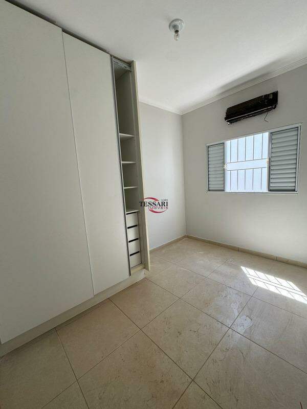 Casa com 3 quartos à venda, 147m² — foto 18 de 30