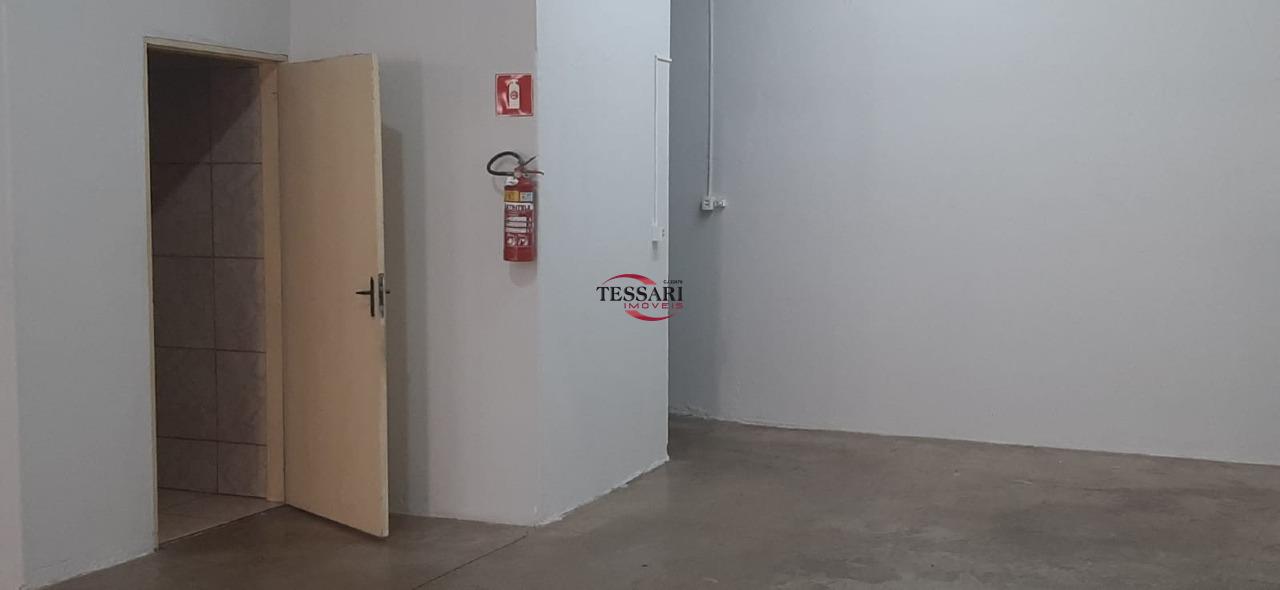 Loja / Salão / Ponto Comercial para aluguel, 180m² — foto 13 de 17