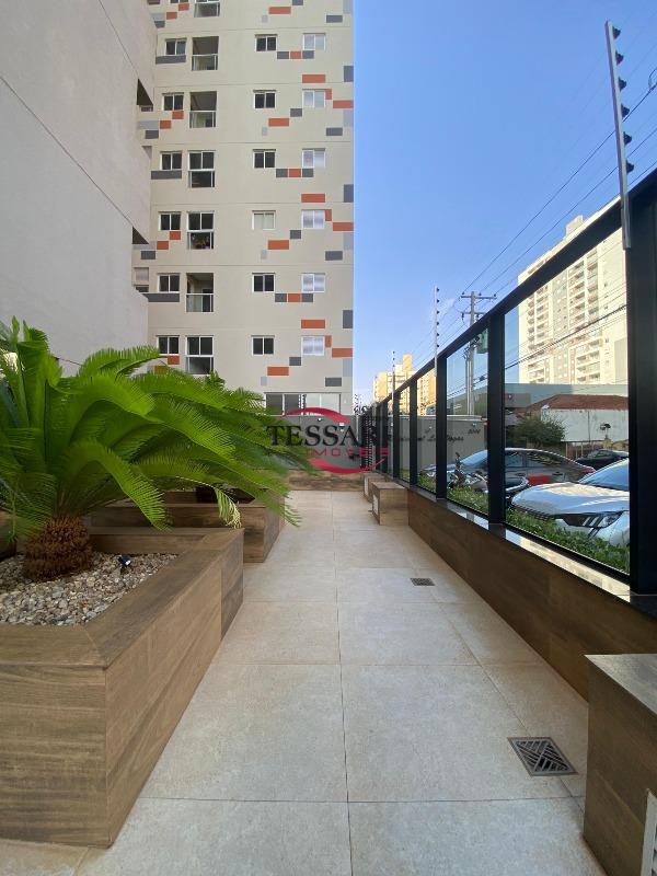 Apartamento com 3 quartos para aluguel, 90m² — foto 2 de 19